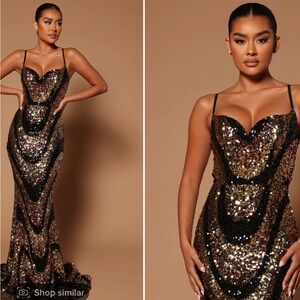 Black and gold sequin floor length gown from Fashion Nova. Size small.